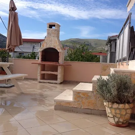 Apartment Adriana Trogir Exterior photo
